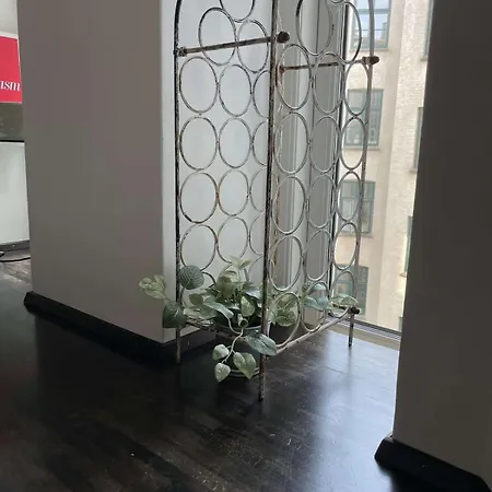 Amazing 2-bedroom By The Lakes アパート
