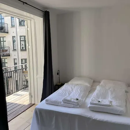 Amazing 2-bedroom By The Lakes コペンハーゲン