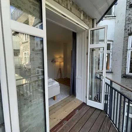 アパート Amazing 2-bedroom By The Lakes